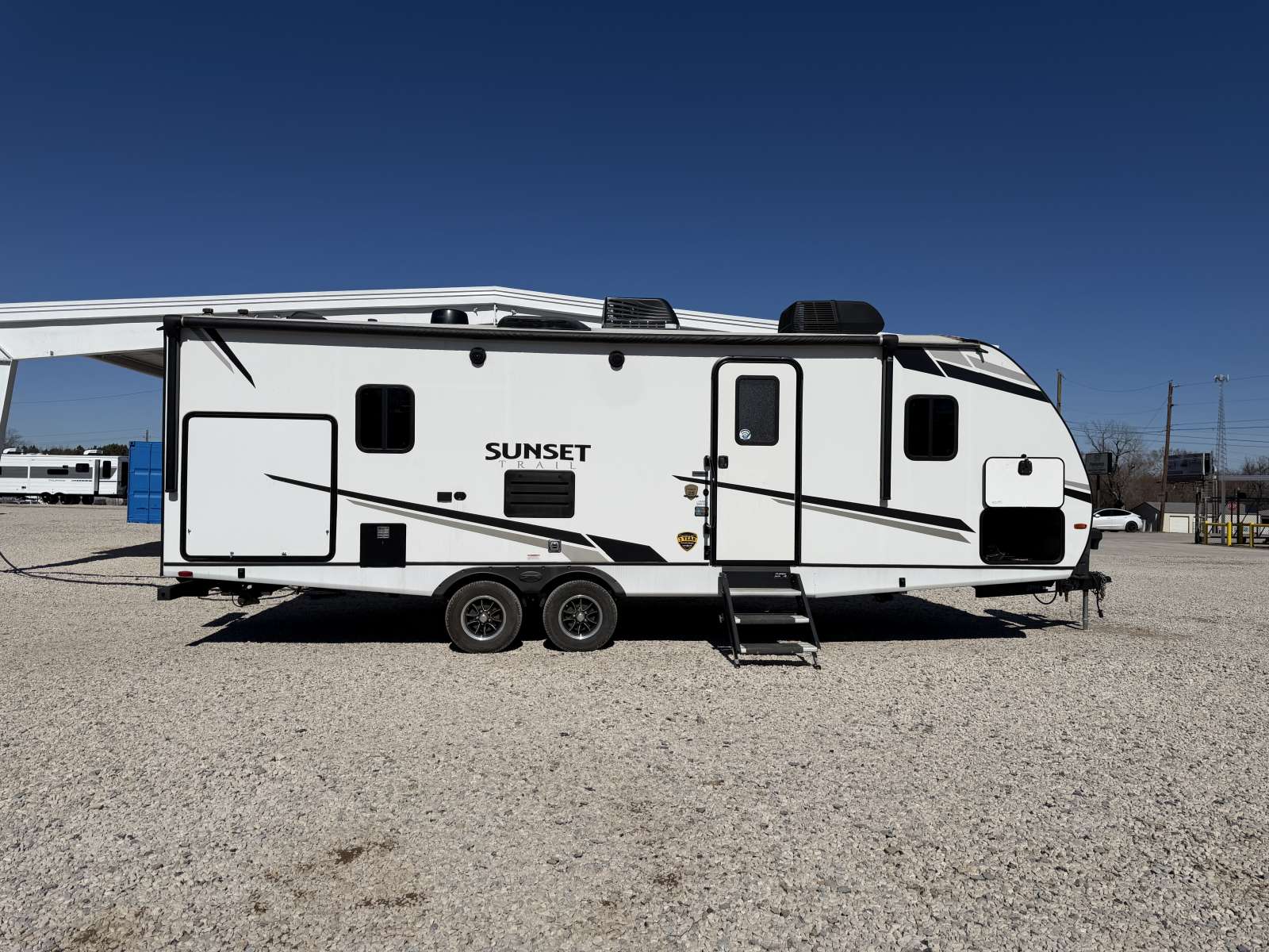 2022 CrossRoads Sunset Trail Super Lite SS253RB - Image 9