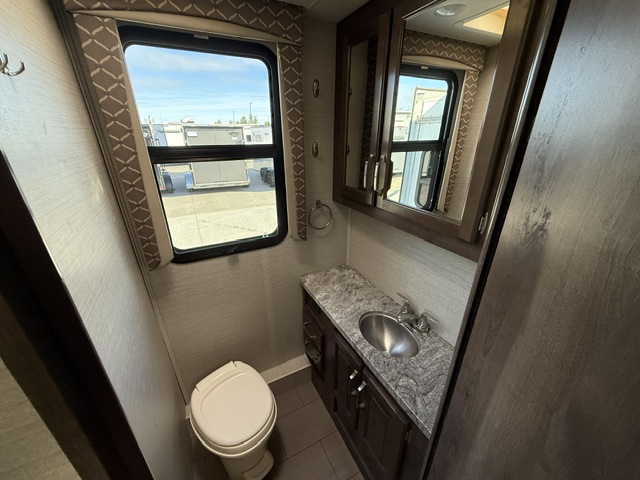 2018 Jayco Greyhawk 29MV - Image 12