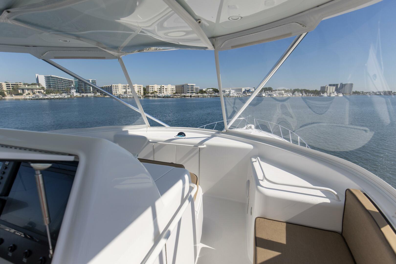 2008 Hatteras 60 Convertible - Image 32