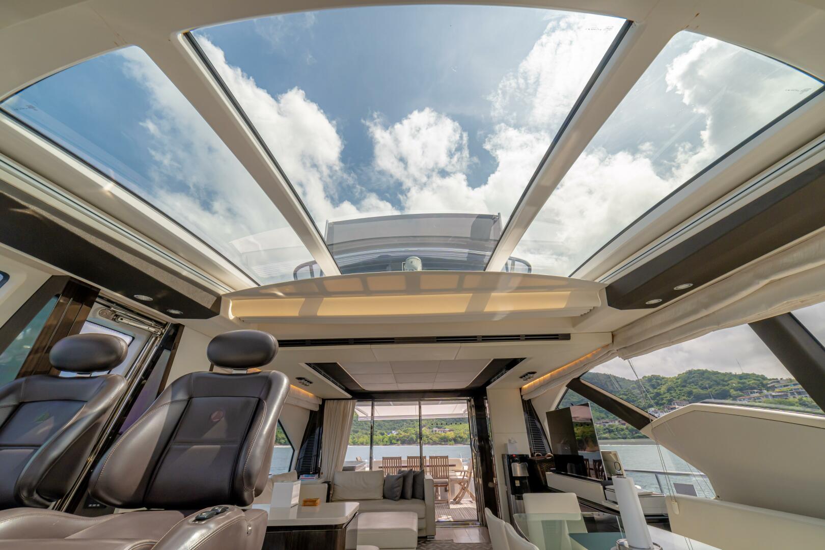 2017 Azimut 77S - Image 24