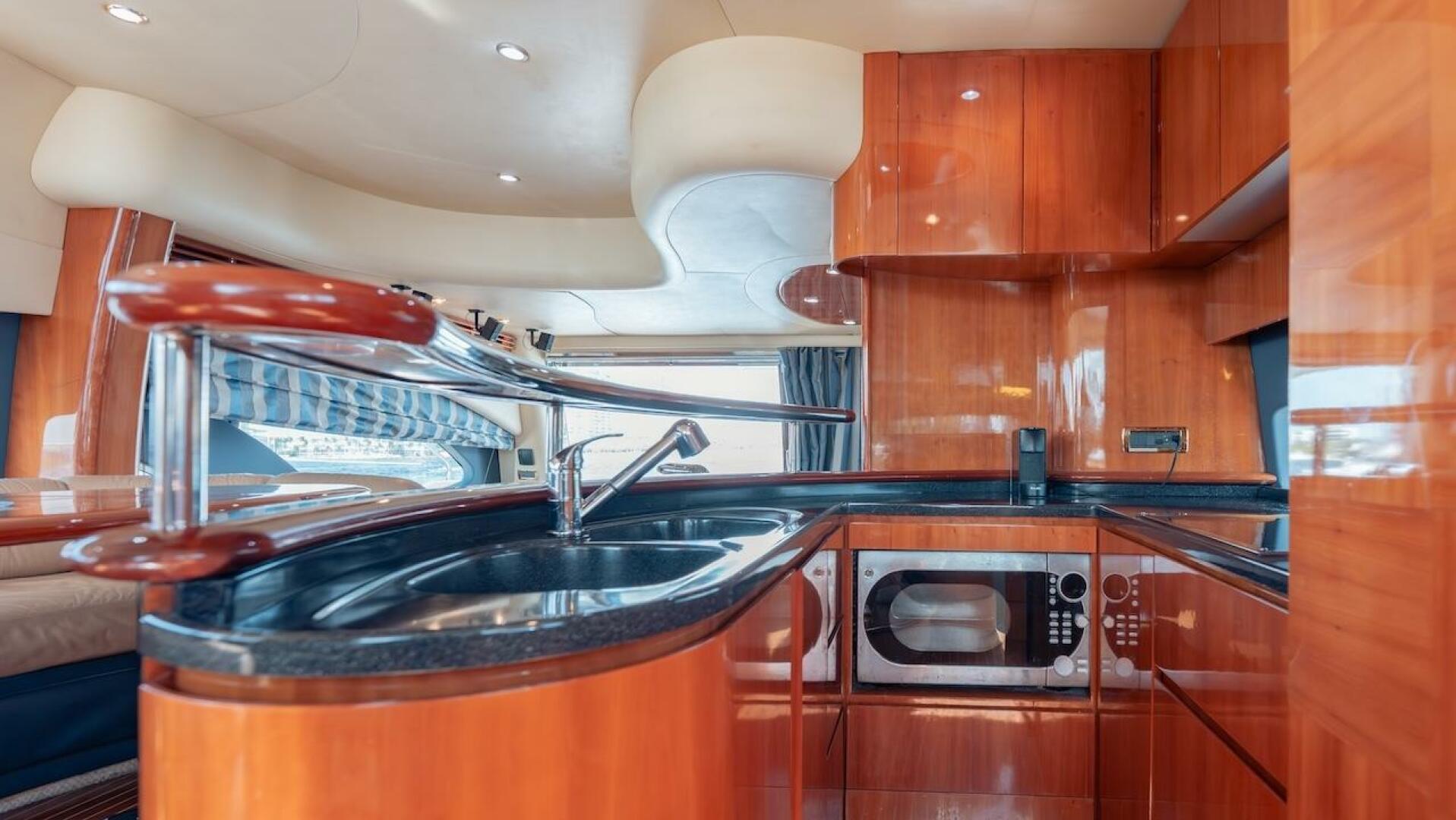 2007 Azimut Evolution - Image 55