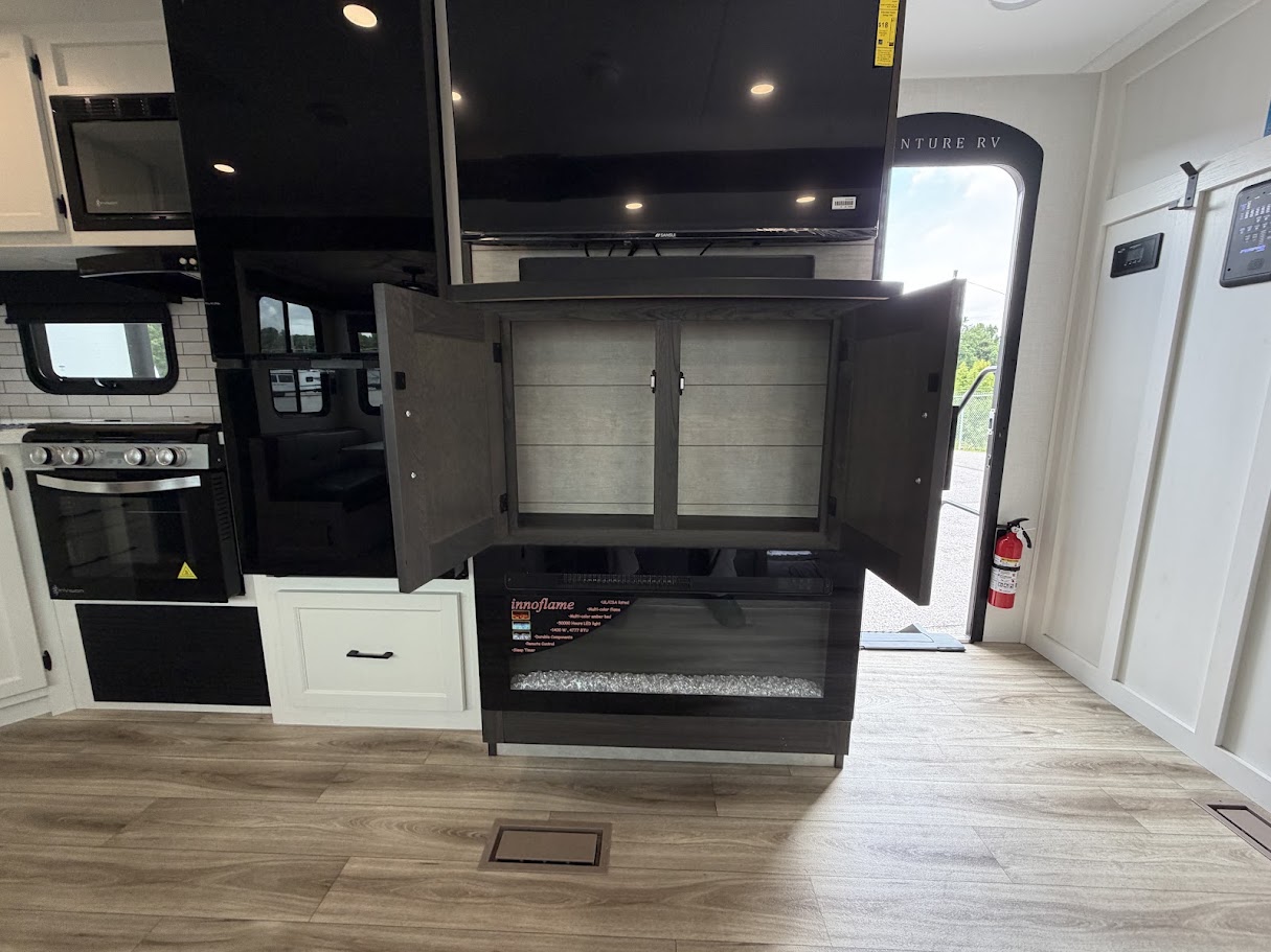 2027 VENTURE RV SPORTTREK 292VRB - Image 45