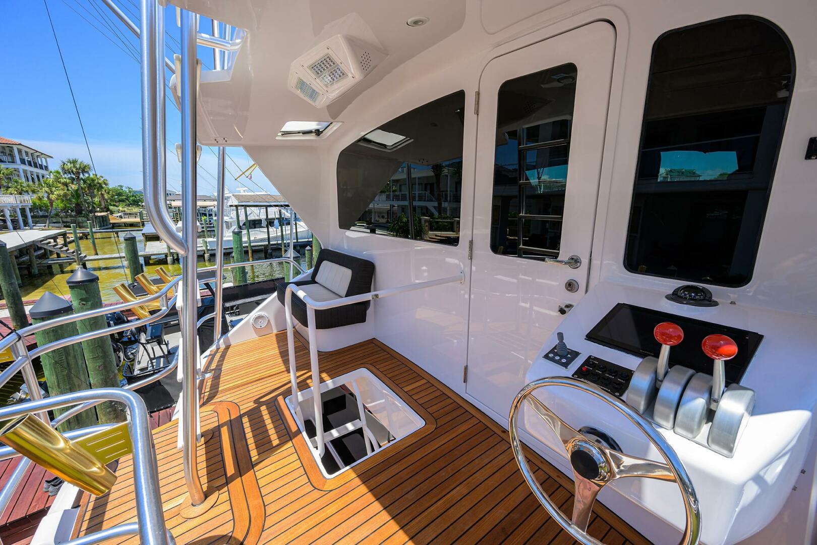 2004 Viking 65 Enclosed Bridge w/Tower - Image 66