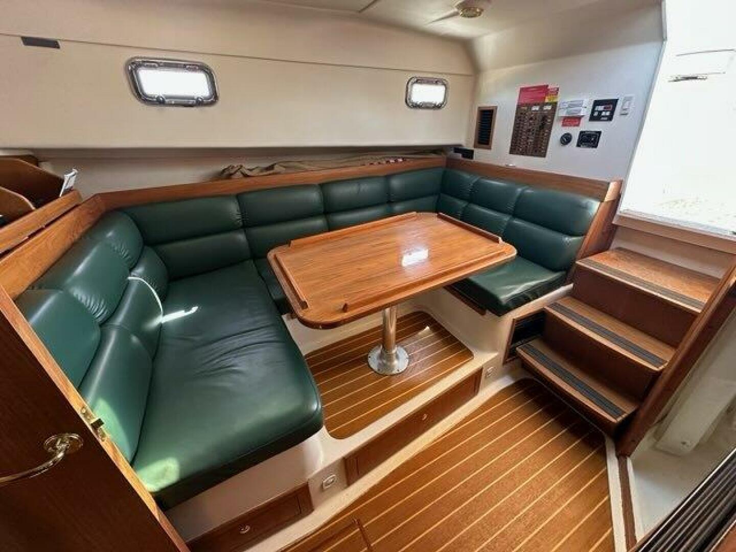 2002 Mainship Pilot 34 - Image 20