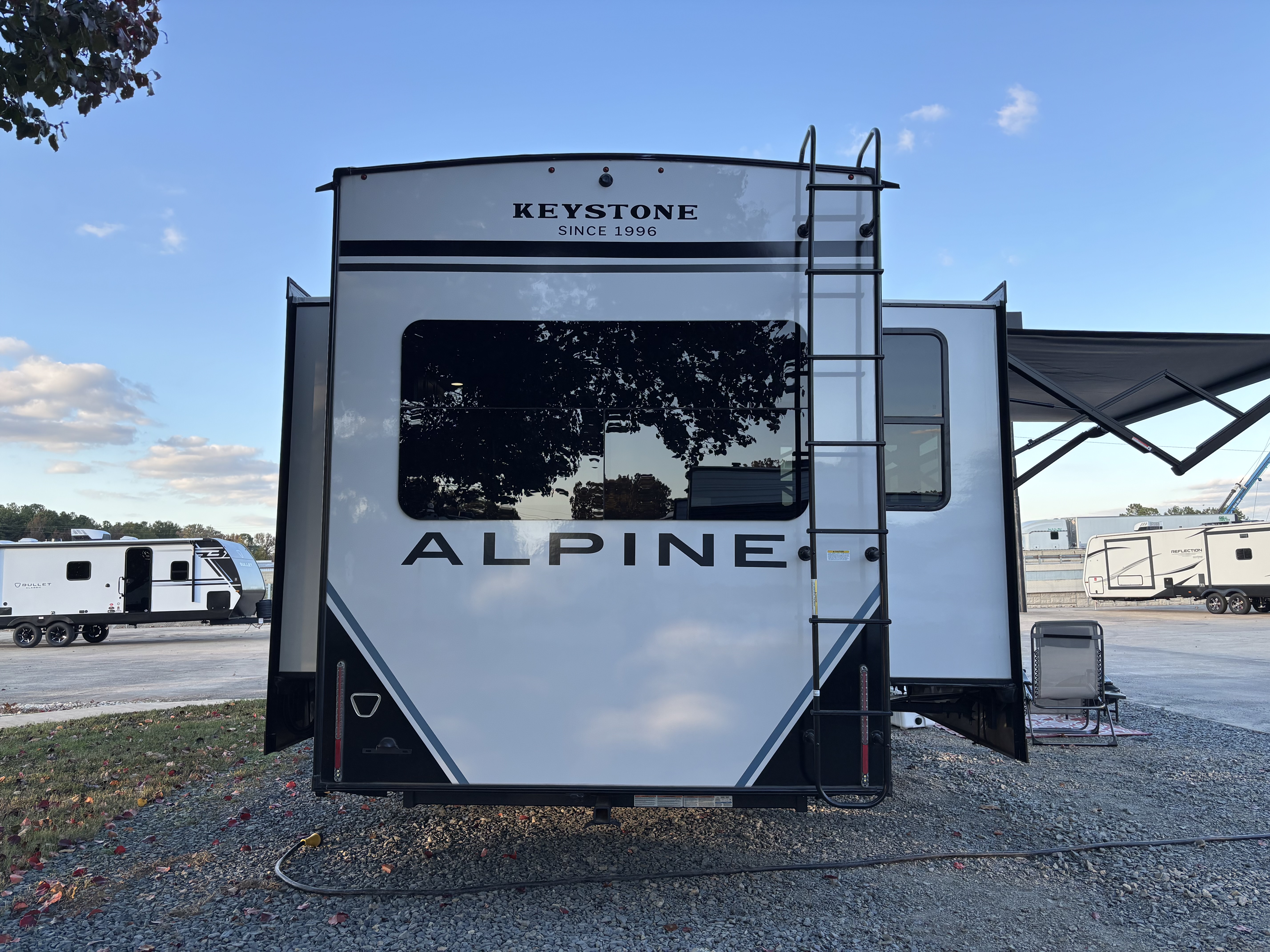 2026 Keystone Alpine 3303CK - Image 7