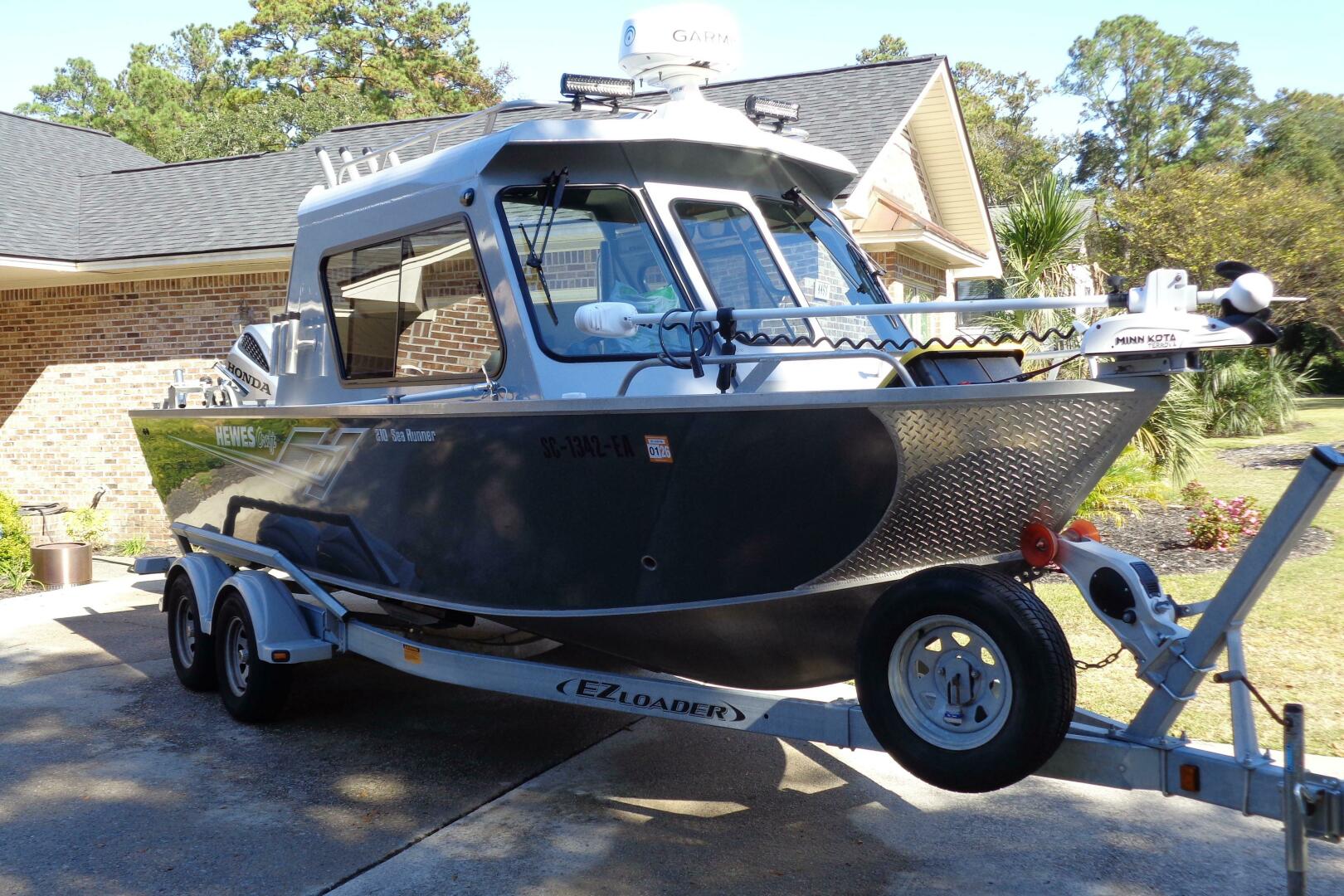 2022 Hewes 210 Sea Runner ET HT Base - Image 3