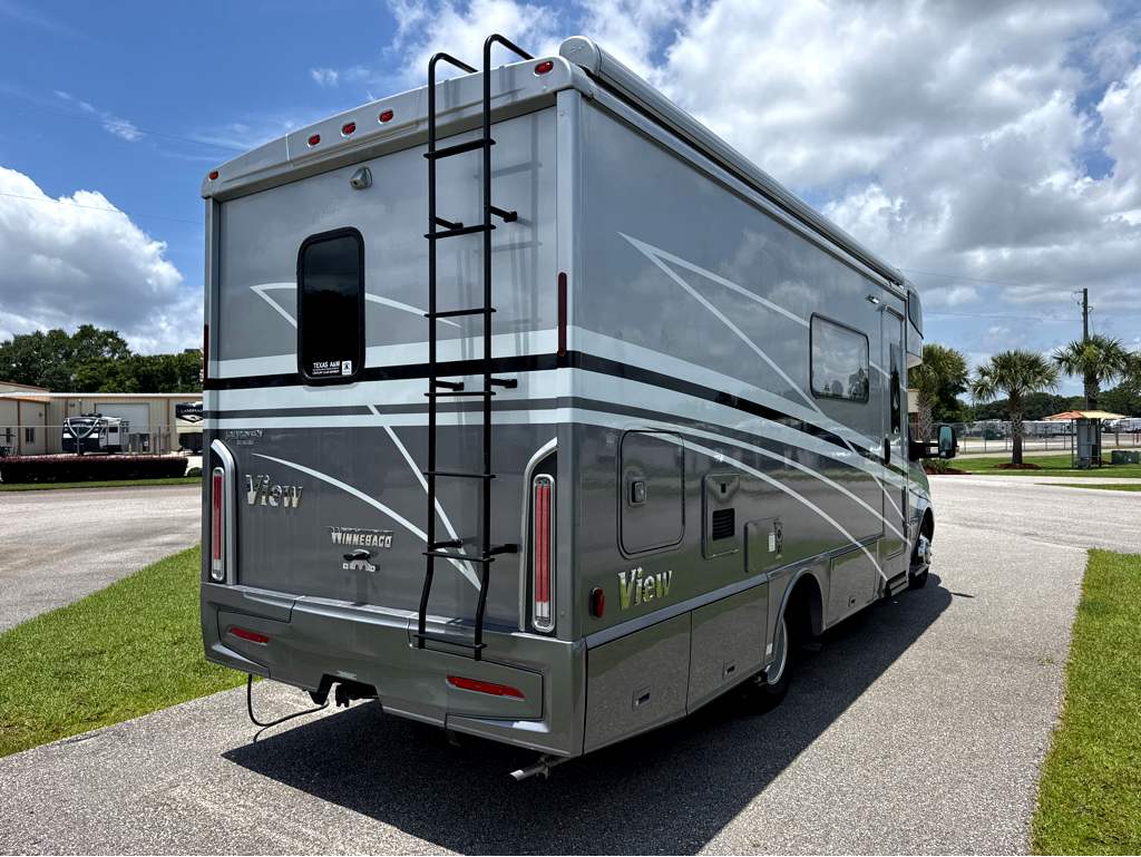 2023 WINNEBAGO VIEW 24D - Image 6
