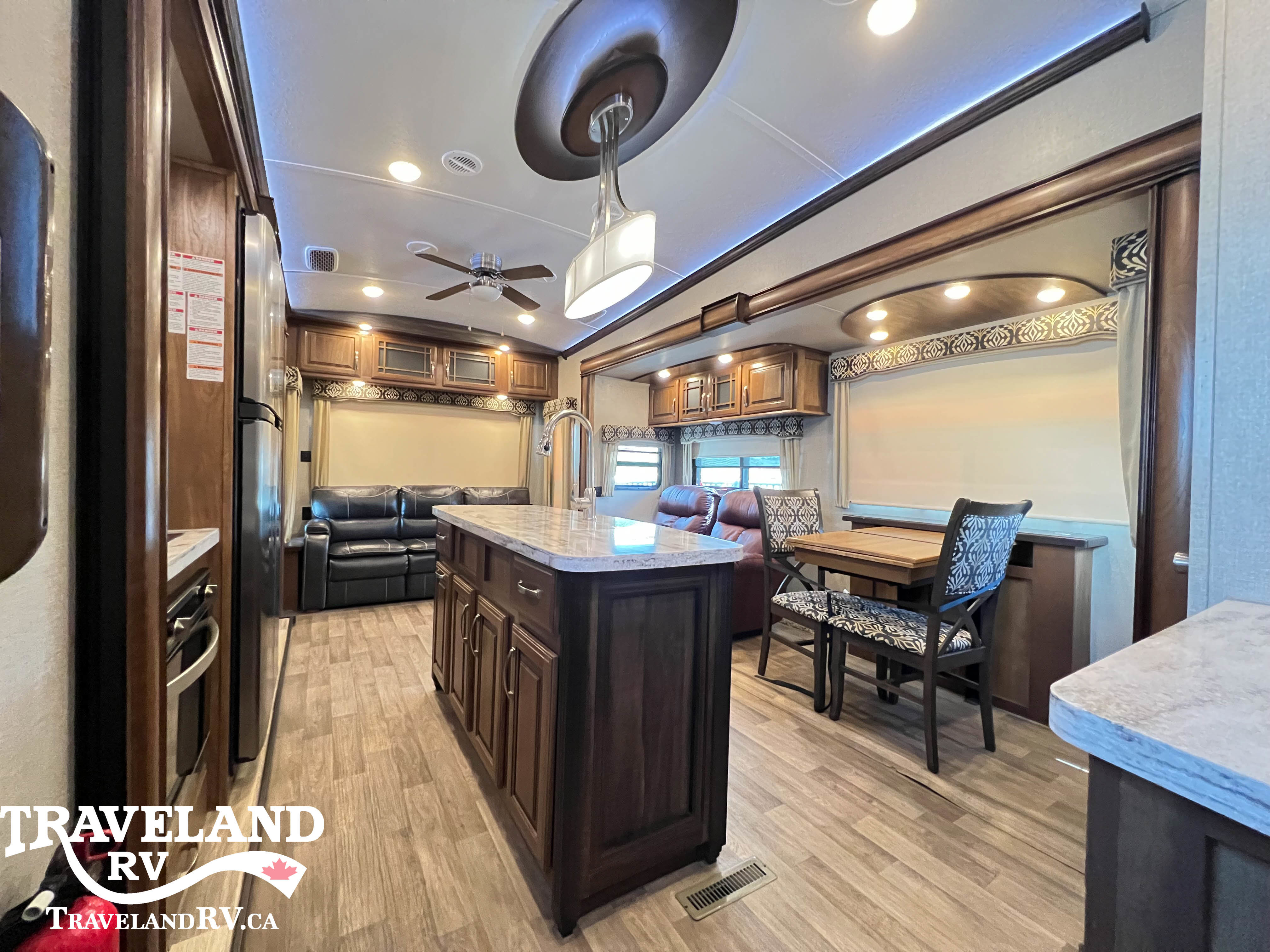 2018 KEYSTONE MONTANA 3160RL LEGACY EDITION - Image 8