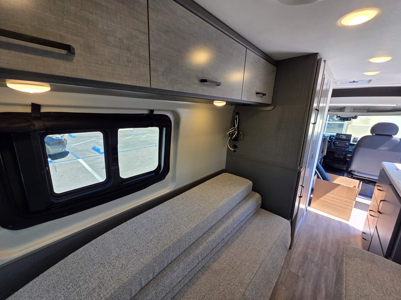 2026 Thor Motor Coach Tellaro Sport 20U - ATH Edition - Image 17