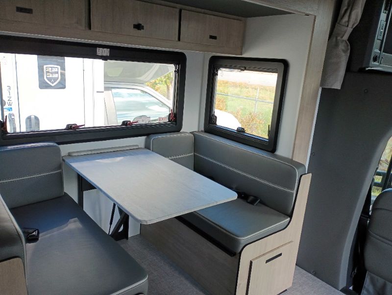 2026 Grand Design Lineage Series M 25TK - Image 23