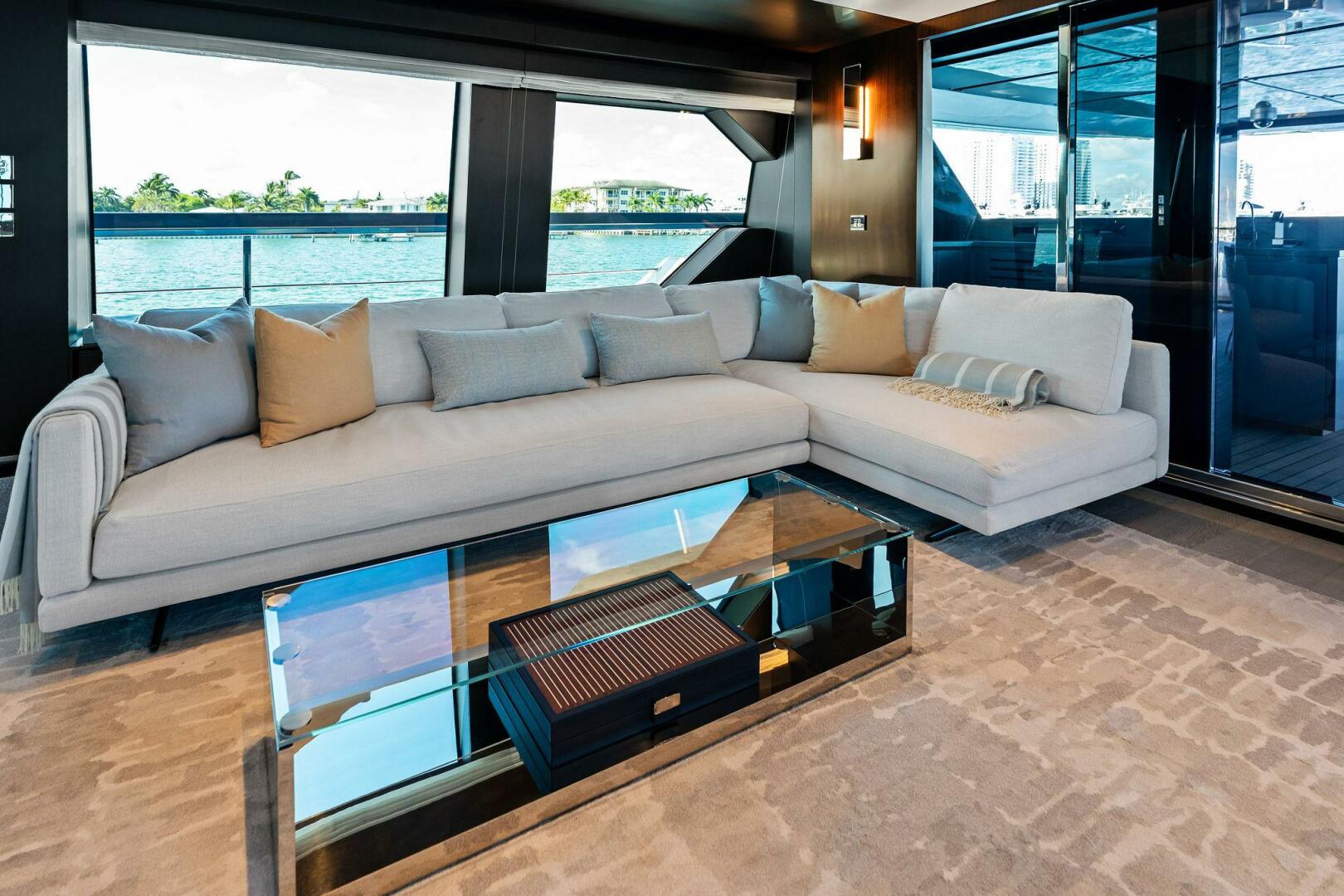 2025 Riva Bellissima - Image 40
