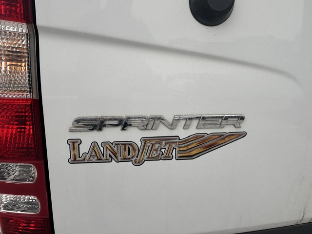 2016 LANDJET BLUETEC 2500 - Image 10