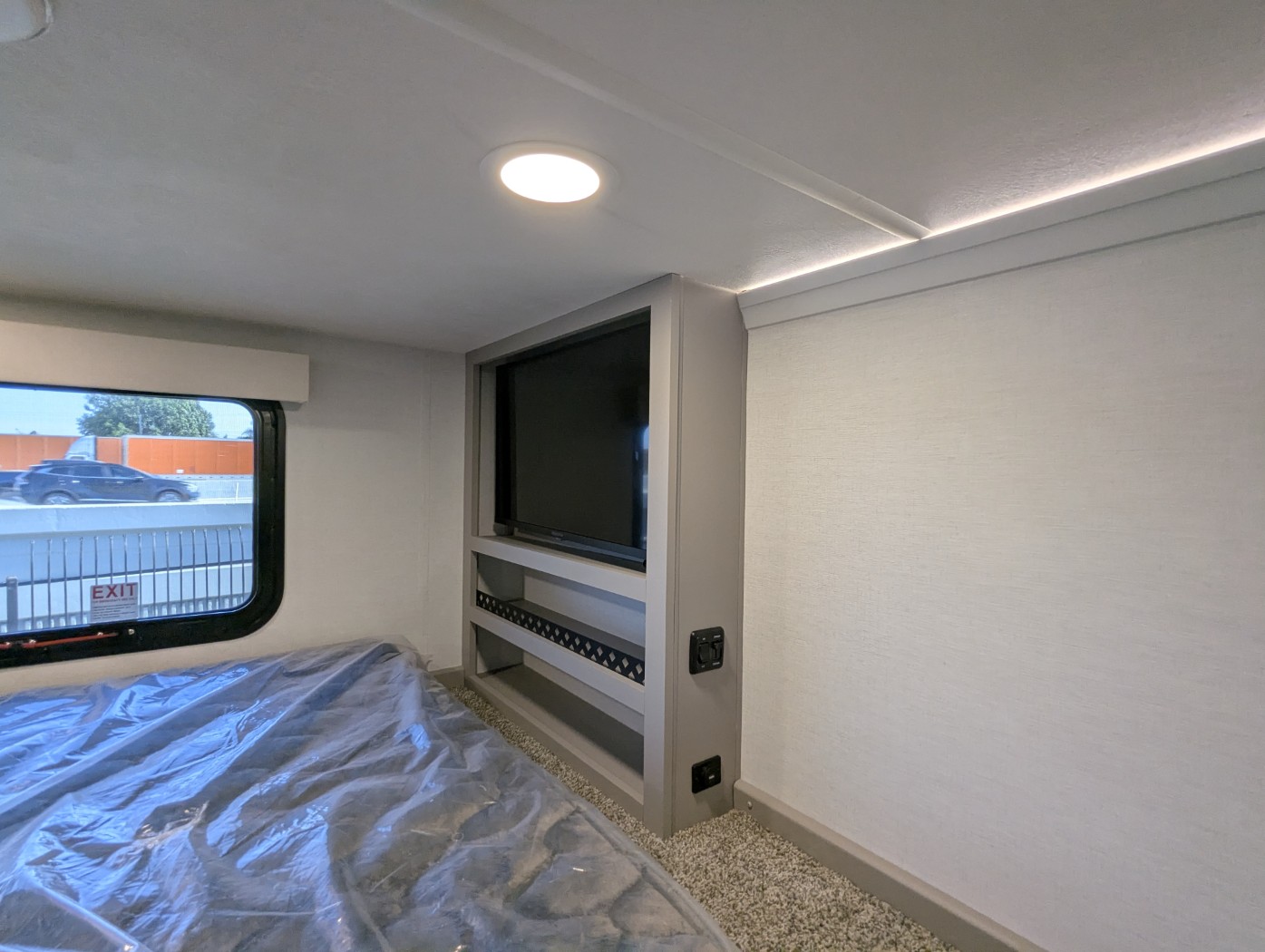 2026 Alliance RV Benchmark 44LFT - Image 41