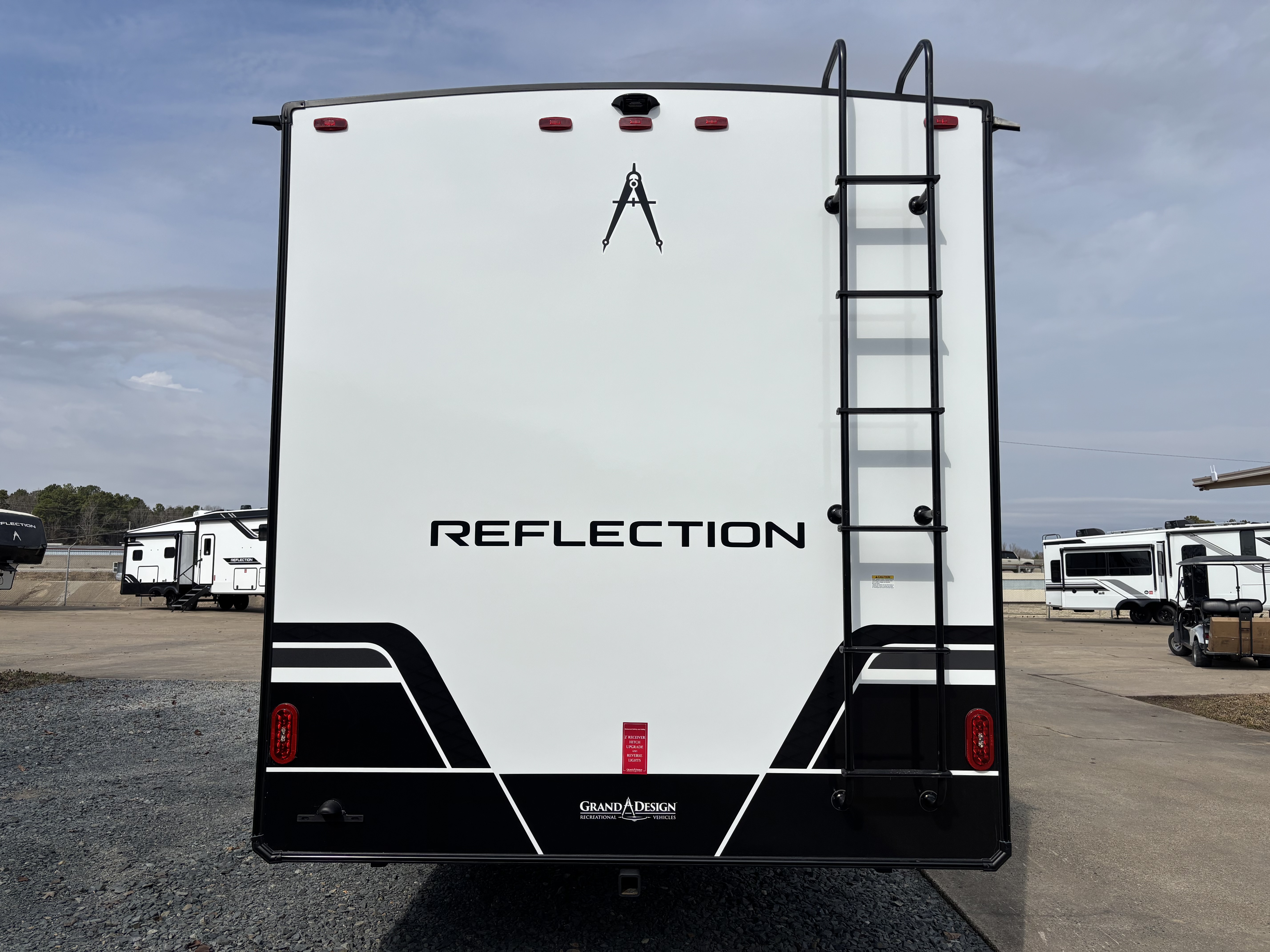 2026 Grand Design Reflection Travel Trailer 322FKTS - Image 7