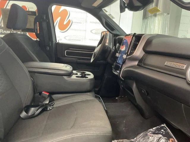 2026 Ram 2500 Big Horn 4x4 Crew Cab 6'4" Box - Image 24