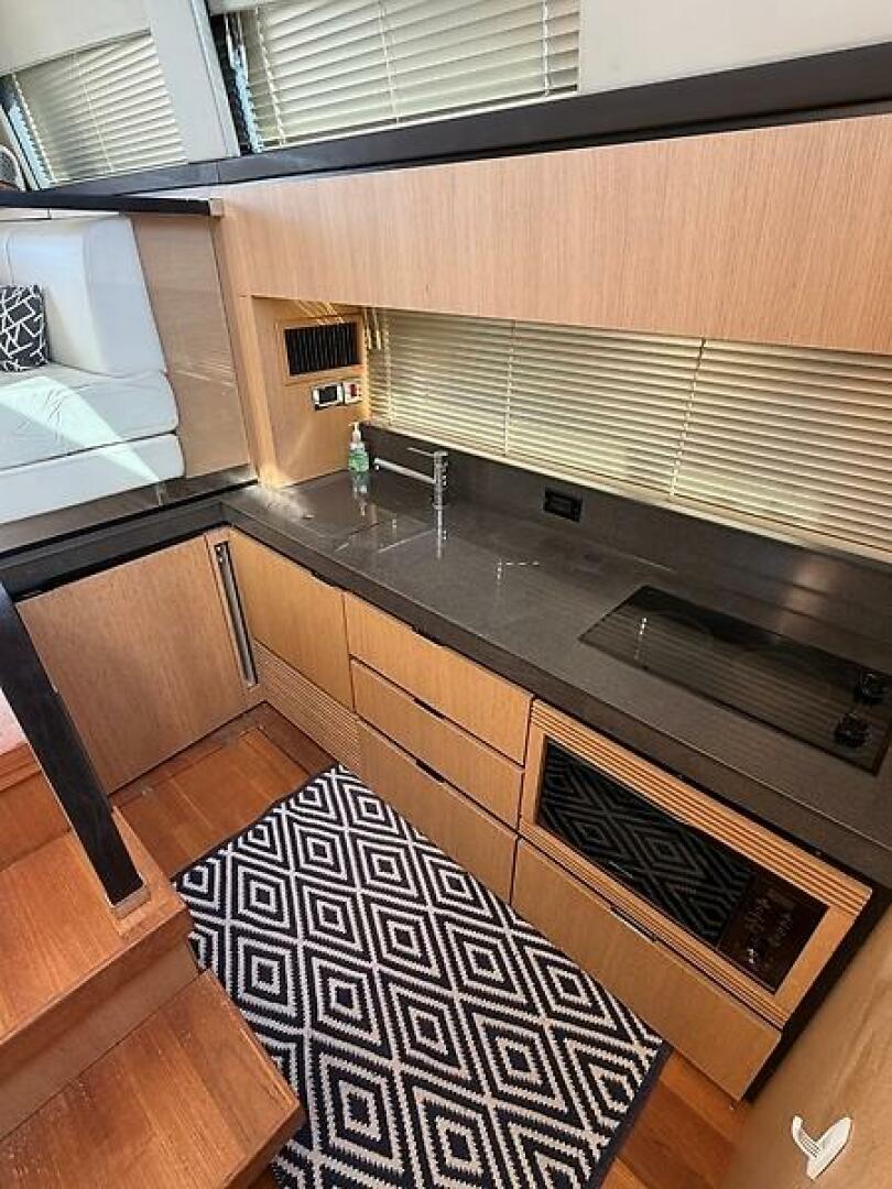 2015 Fairline Squadron 42 - Image 33