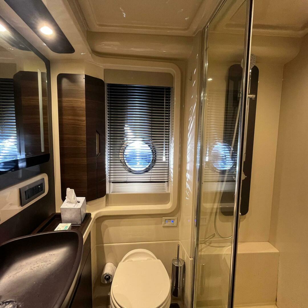 2015 Azimut 50 fly - Image 24
