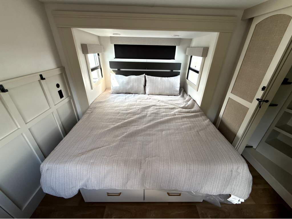 2027 GRAND DESIGN SOLITUDE 310GK - Image 22