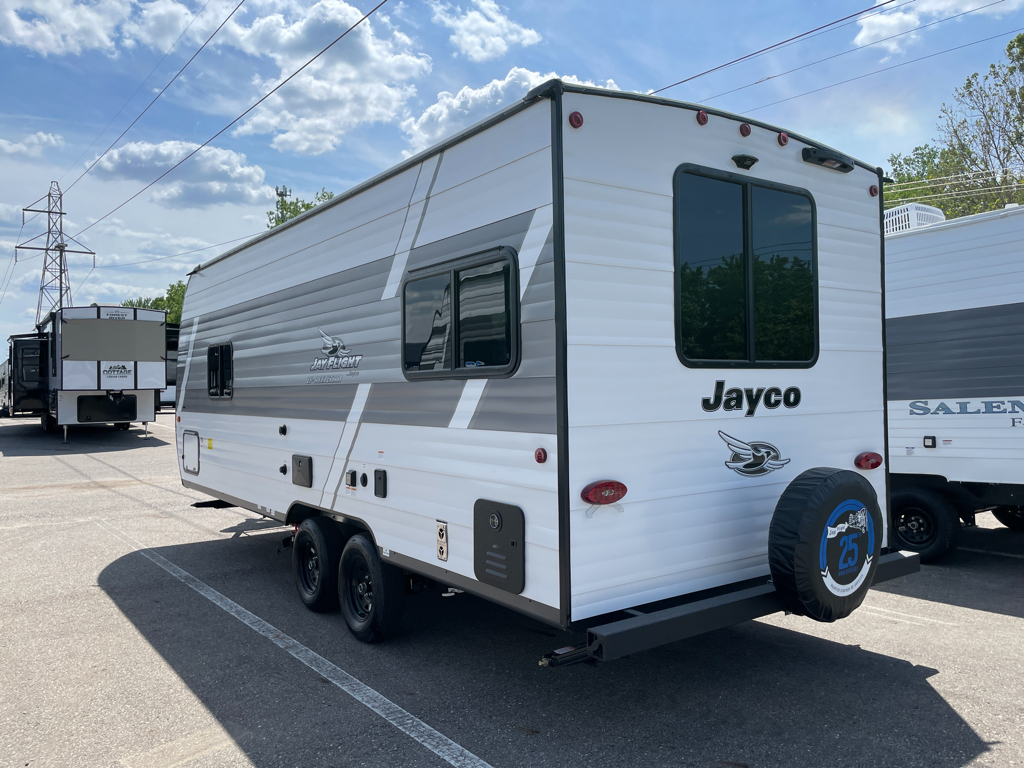 2027 Jayco Jay Flight 210QB - Image 3