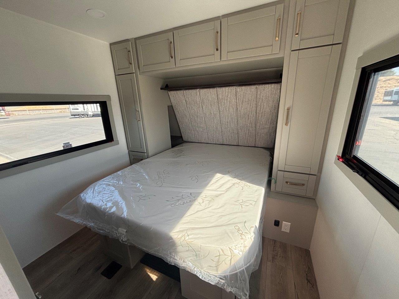 2027 Brinkley RV Model Z Air 297 - Image 15