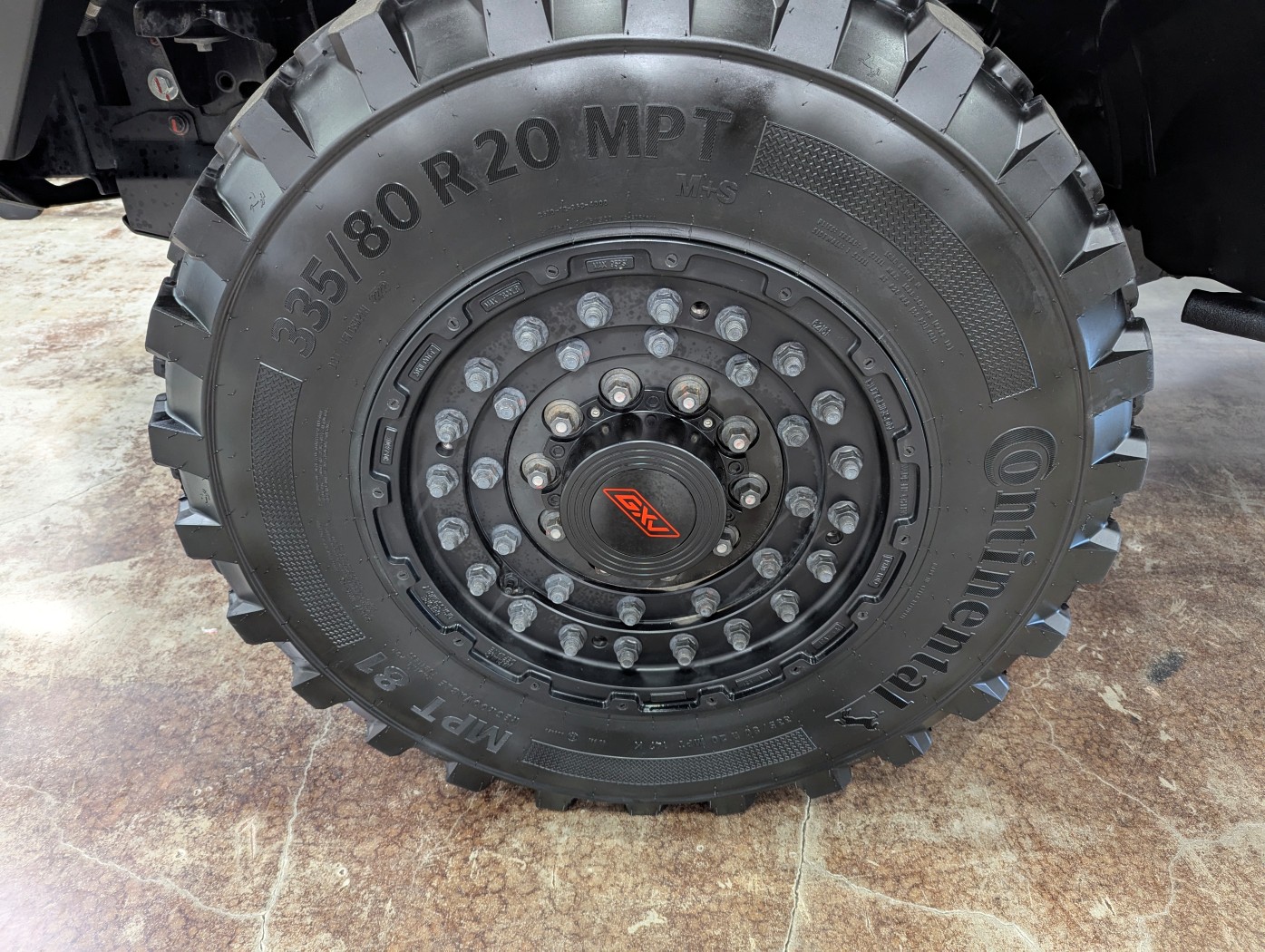 2027 Storyteller Overland GXV Hilt - Image 6