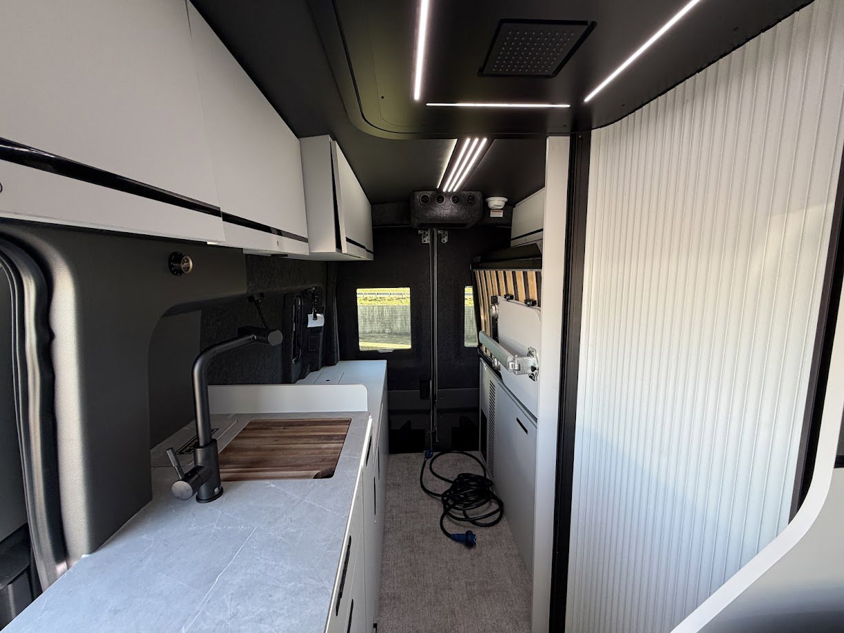 2026 GRAND DESIGN LINEAGE SERIESVT LVT1 - Image 12