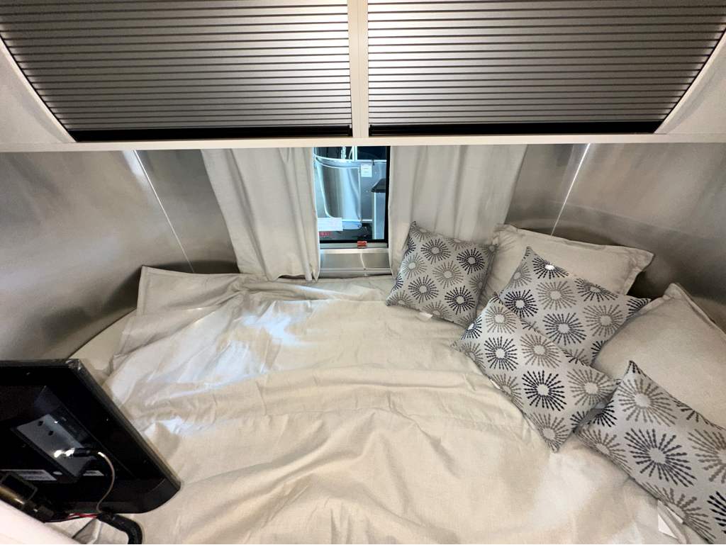 2026 AIRSTREAM BAMBI 16RB - Image 29