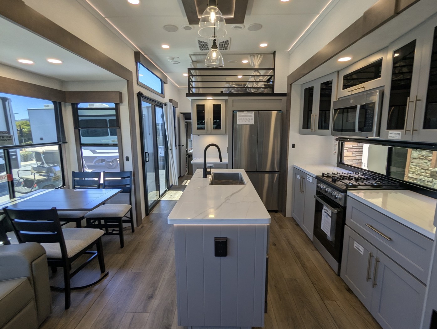 2026 Alliance RV Benchmark 42LFT - Image 24
