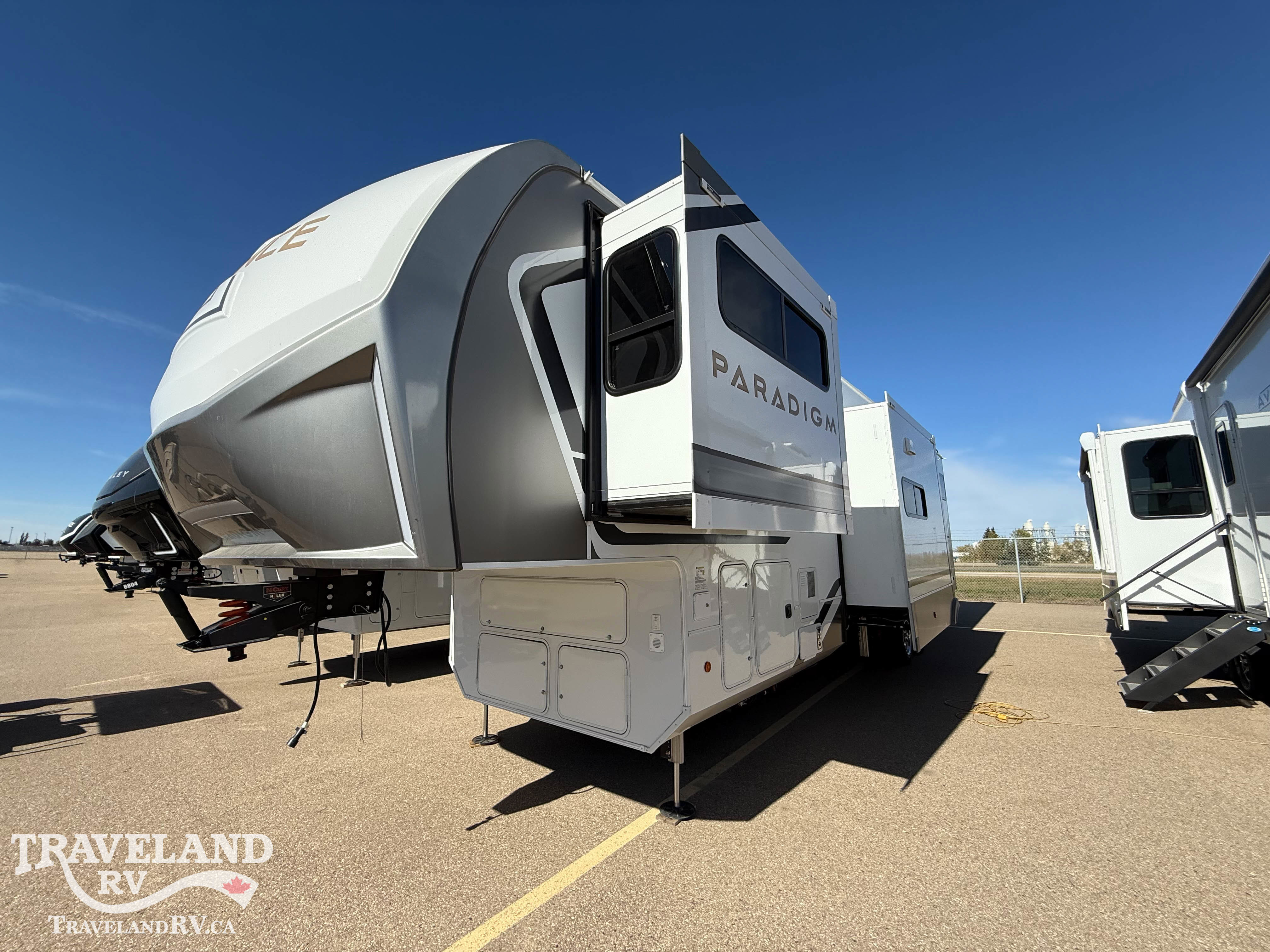 2026 Alliance RV Paradigm 385FL - Image 3