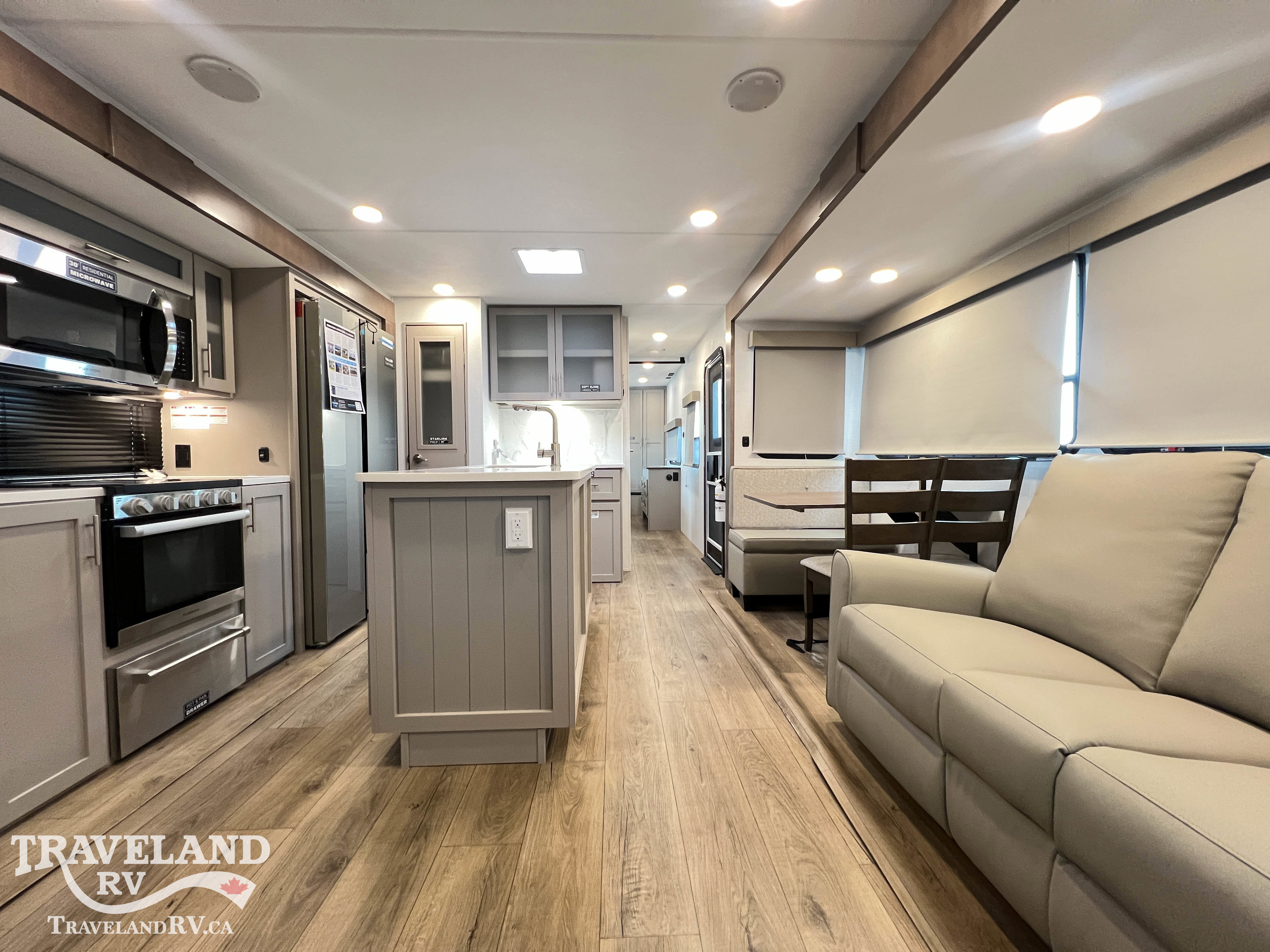 2026 Alliance RV AVENUE 332RL - Image 4