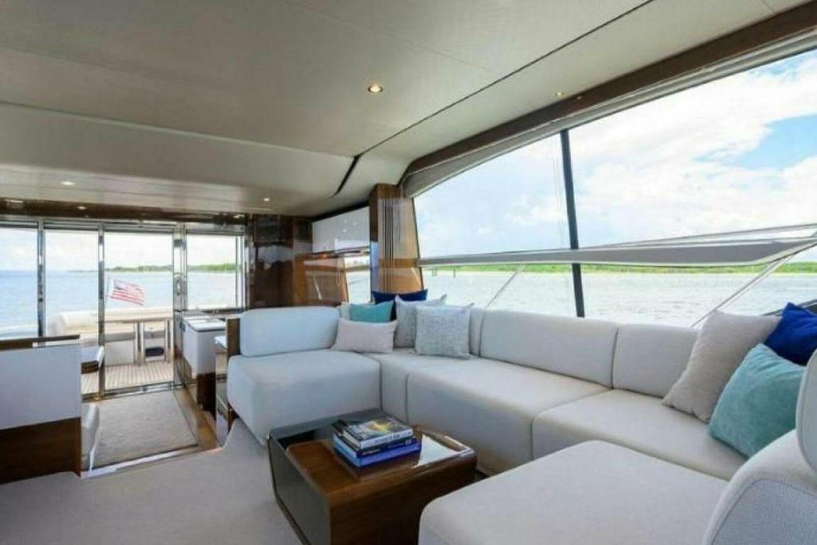 2019 Princess F62 - Image 8