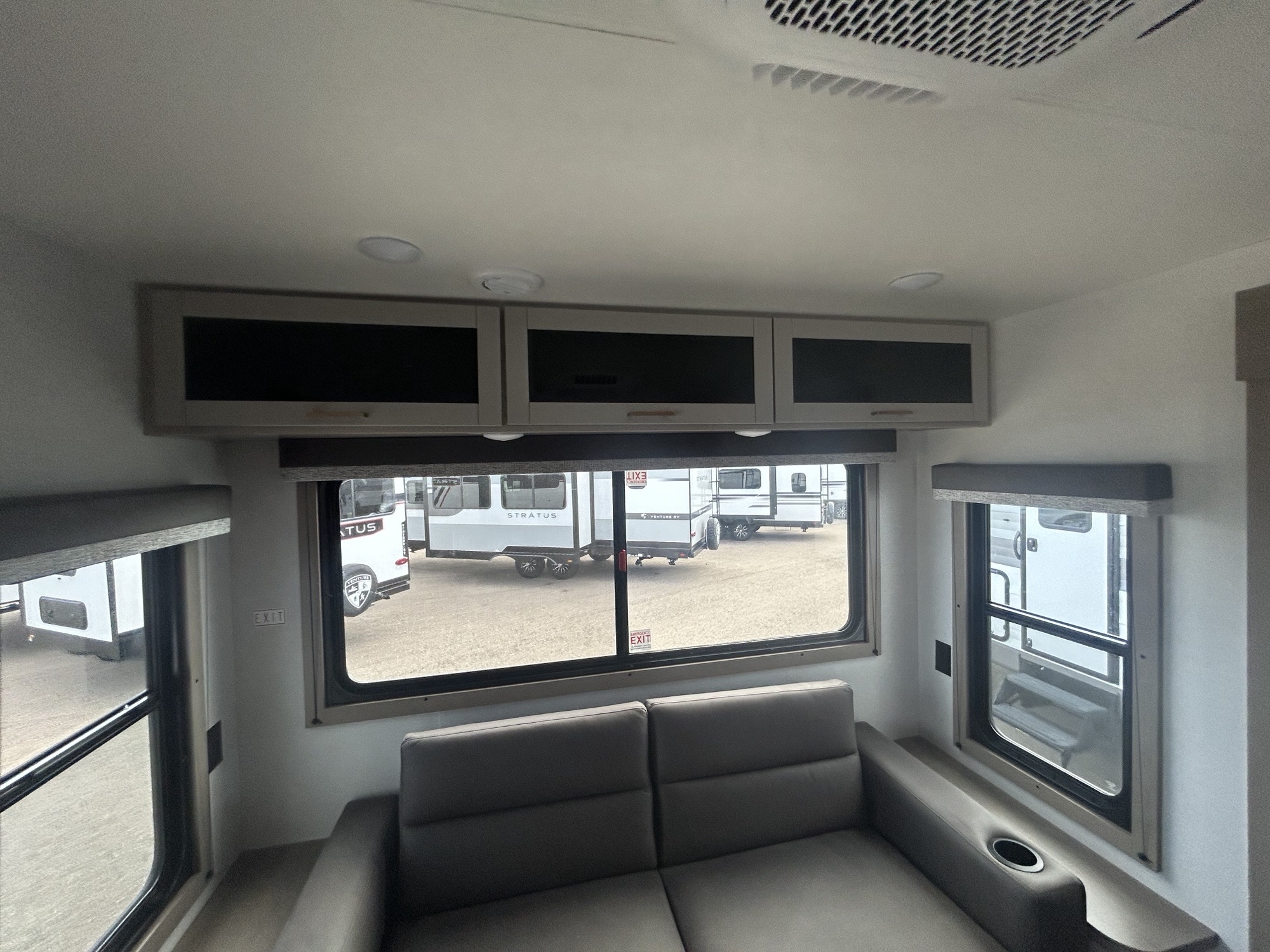 2027 JAYCO JAY FLIGHT 290RLS - Image 21