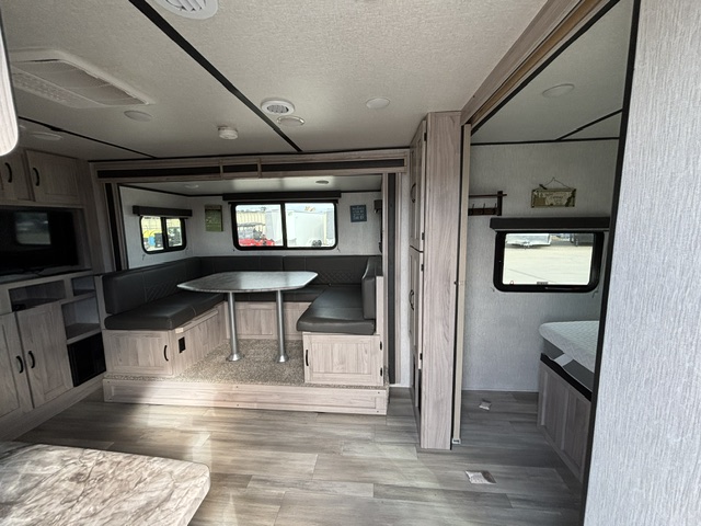 2022 Coachmen Northern Spirit XTR 2145RBX - Image 13