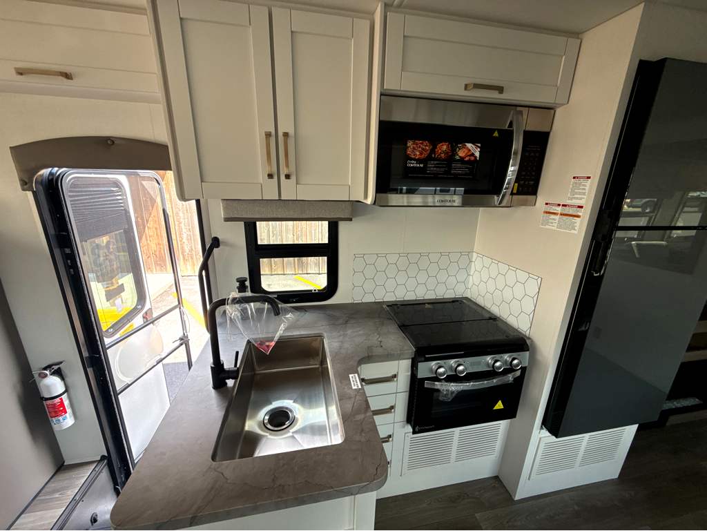 2027 JAYCO GREYHAWK 30Z - Image 19