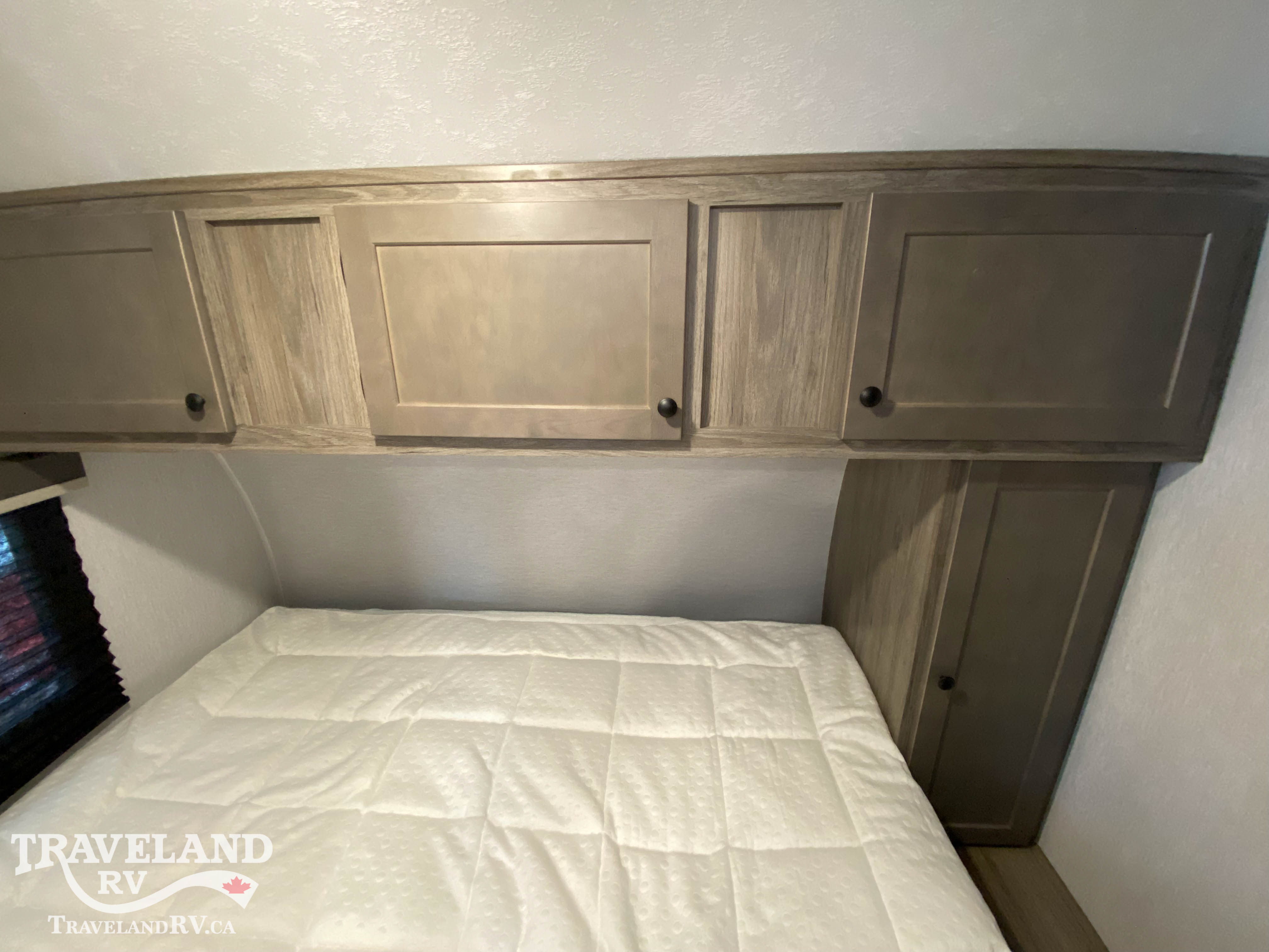 2025 SUNSET PARK RV SUN LITE 15MBX - Image 17