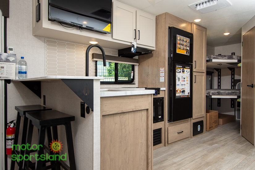 2027 Ember RV E-Series 26ETS - Image 30