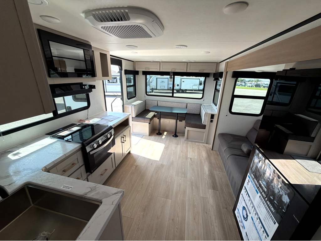 2027 JAYCO JAY FEATHER 25RLSL - Image 21