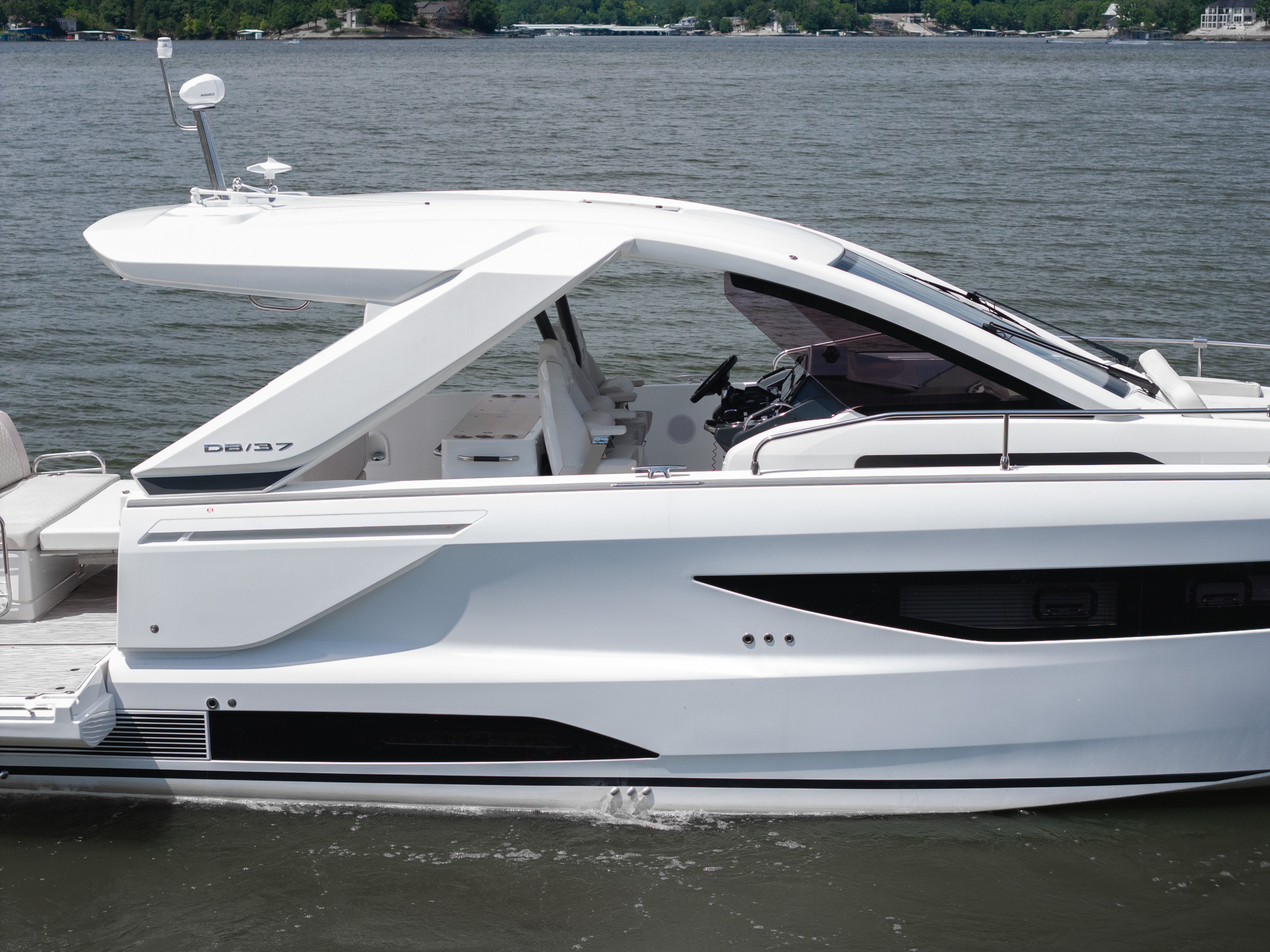 2024 Jeanneau DB37 OB - Image 2