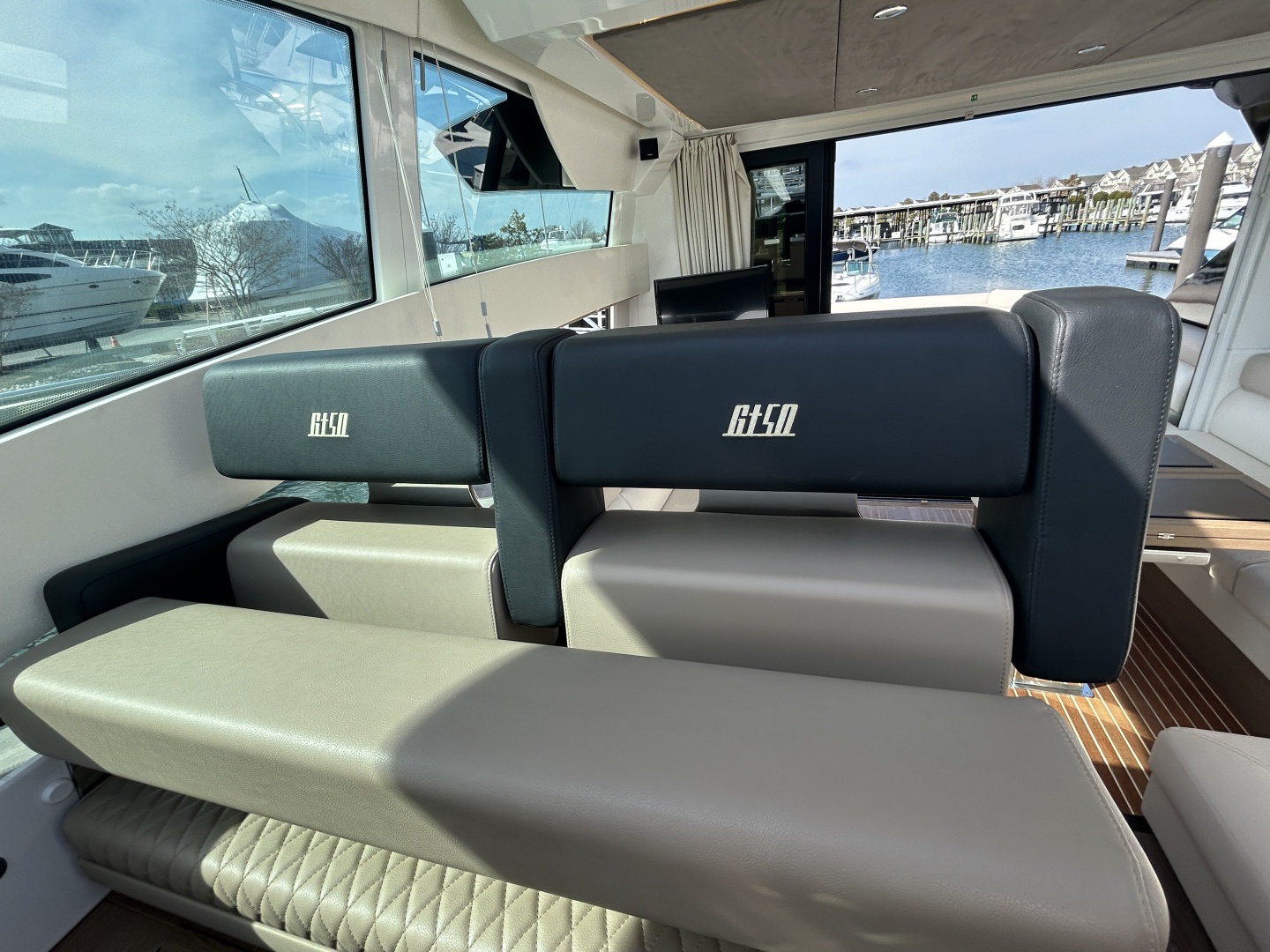 2018 Beneteau GRAN TURISMO 50 - Image 17