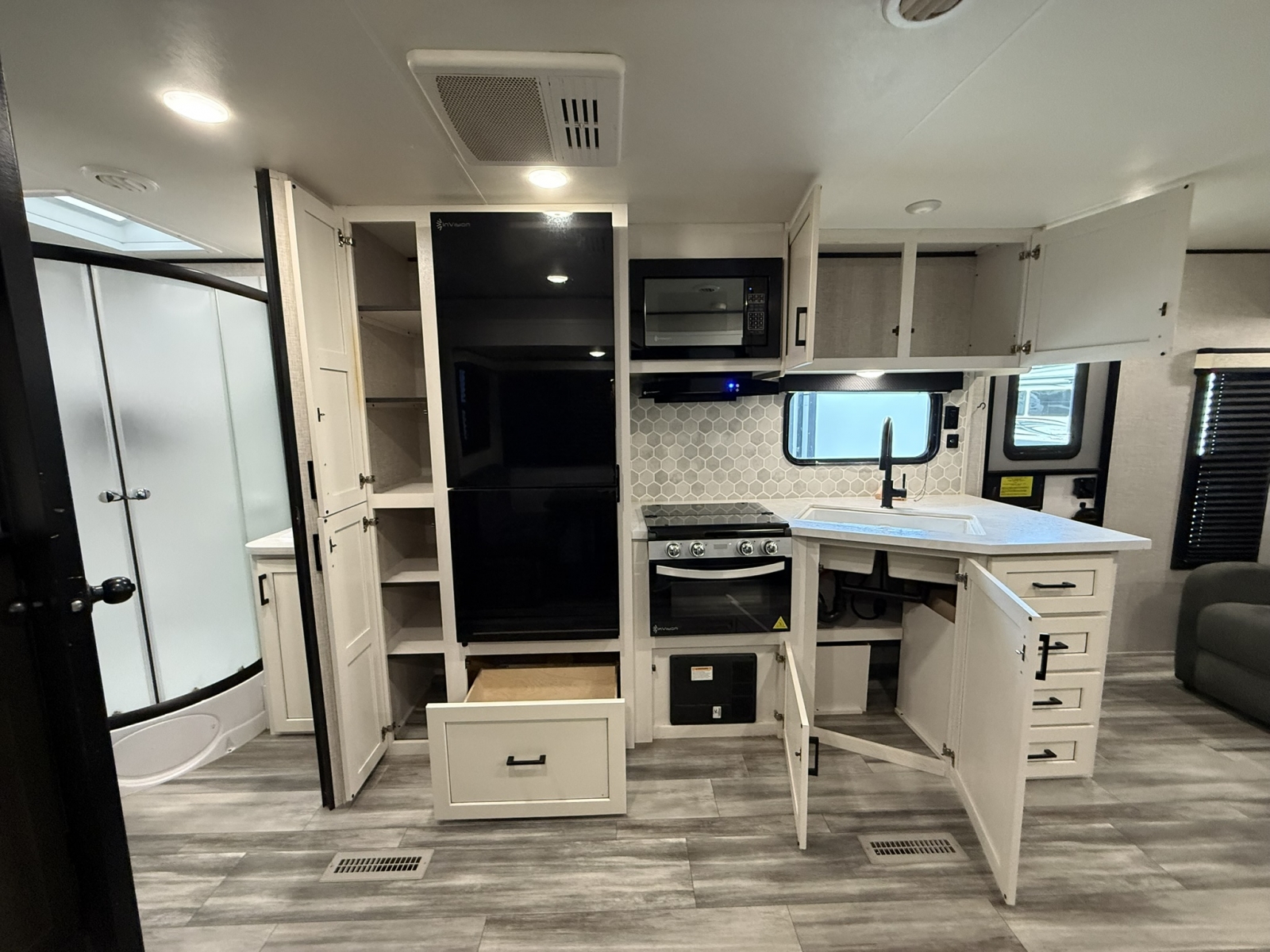 2025 Jayco Jay Flight 265RLS - Image 27