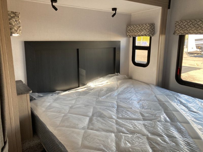 2026 Forest River Sunseeker 3010DSF - Image 25