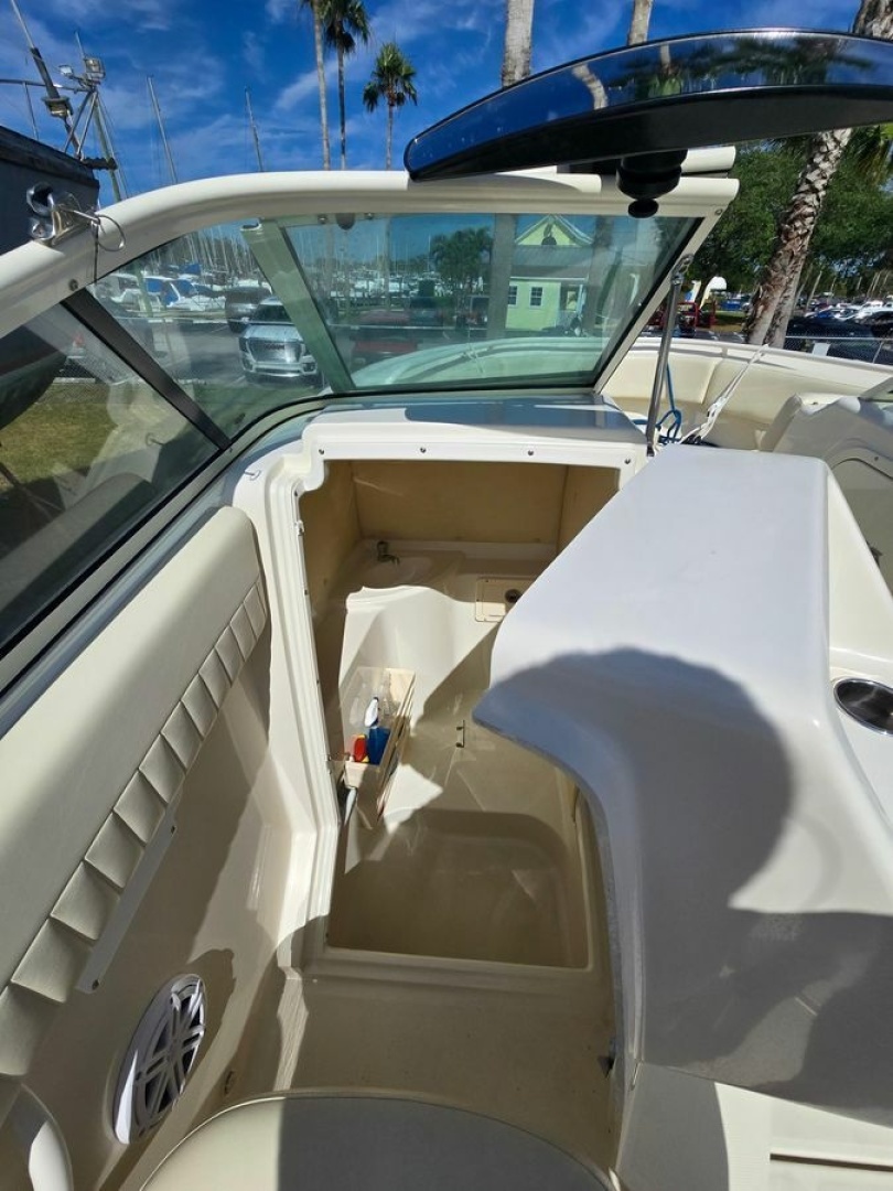 2008 Hydra-Sports 2200 DC - Image 25