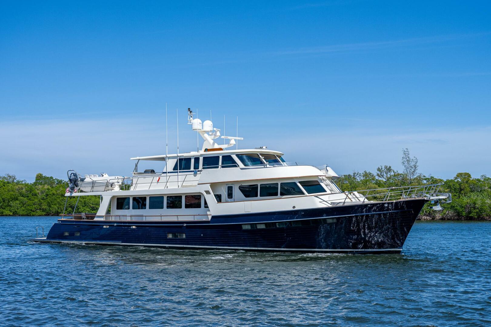 2013 Marlow Explorer Enclosed Bridge (CB) - Image 84