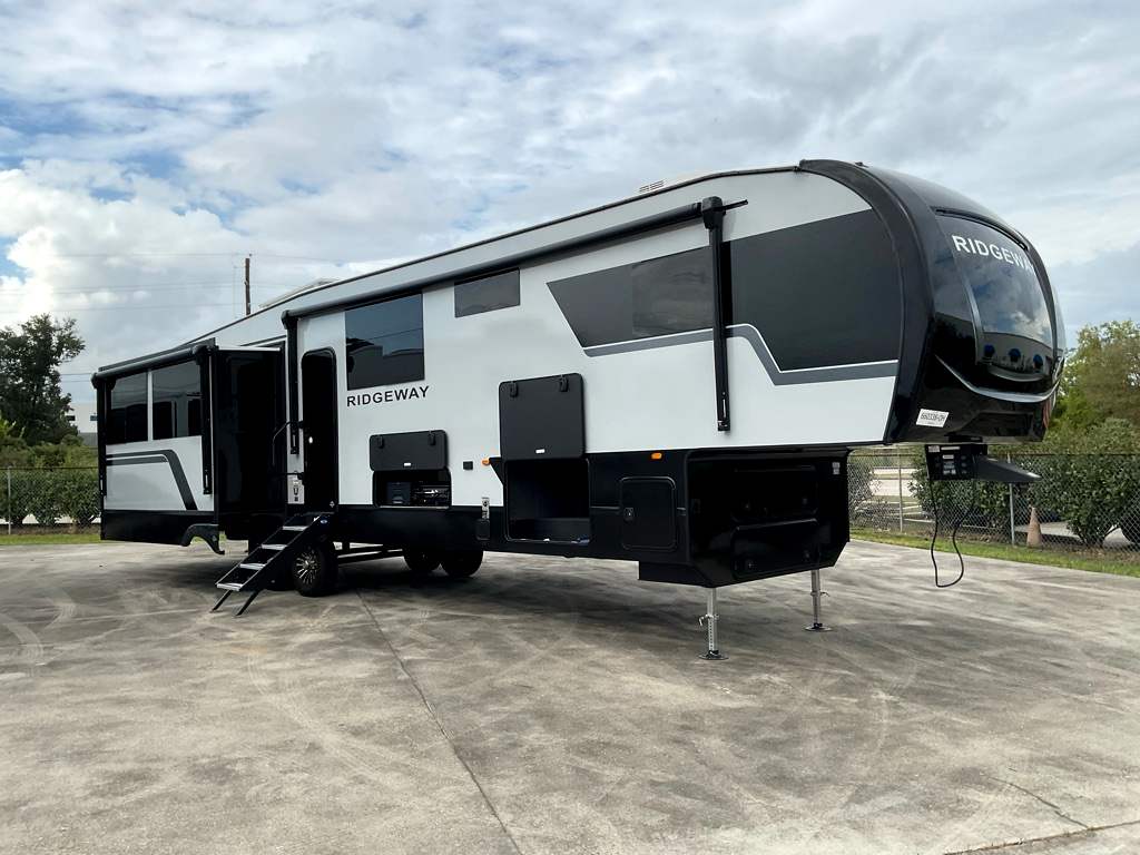 2027 KZ RIDGEWAY 36MBL - Image 2