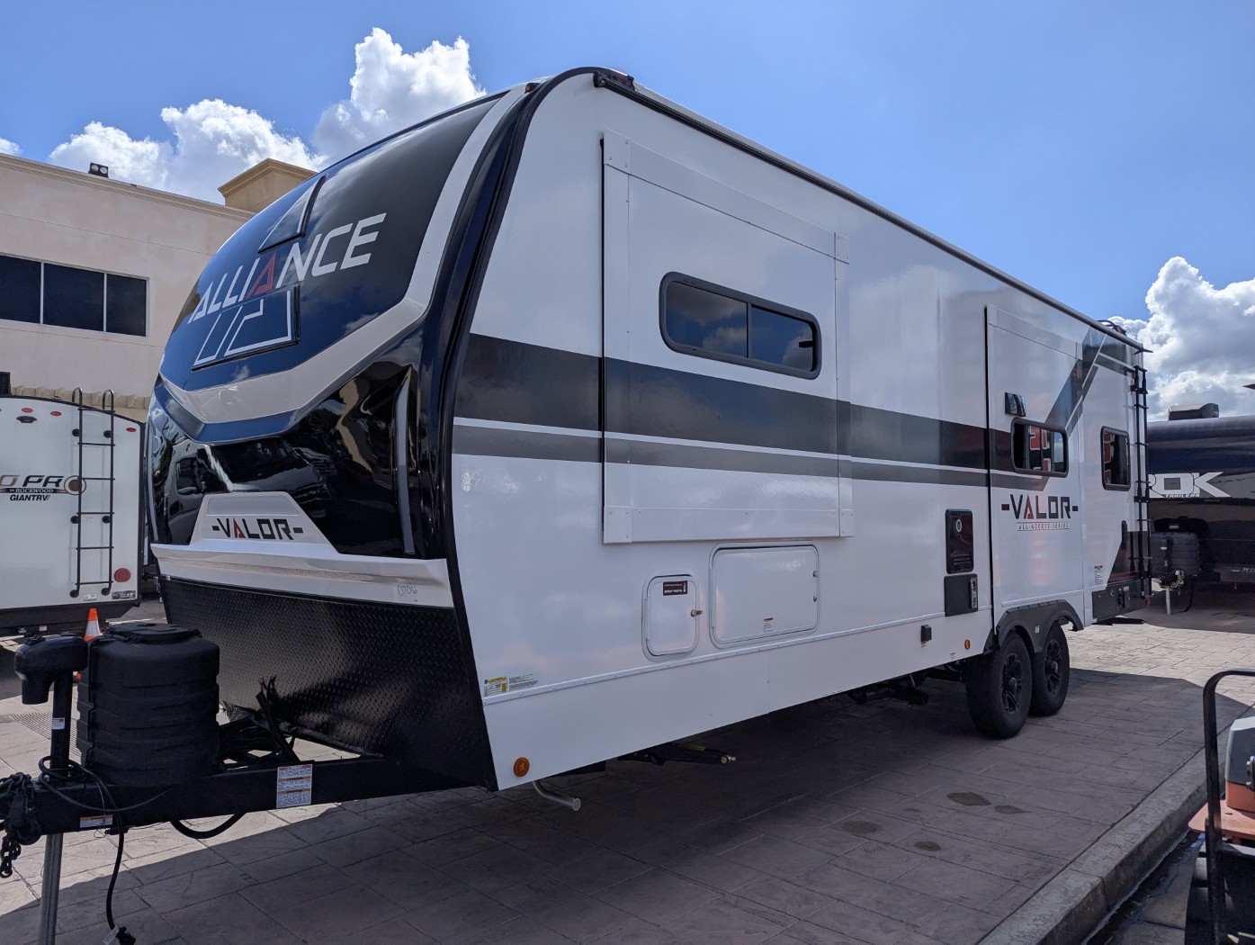 2026 Alliance RV Valor 27T14 - Image 3