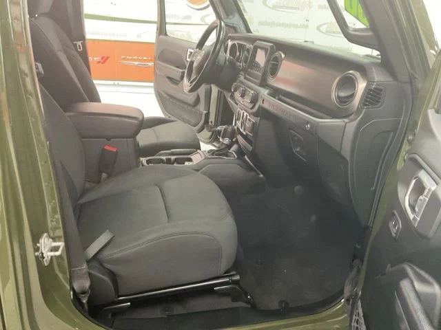 2020 Jeep Wrangler Utility 4D Sport 4WD - Image 25