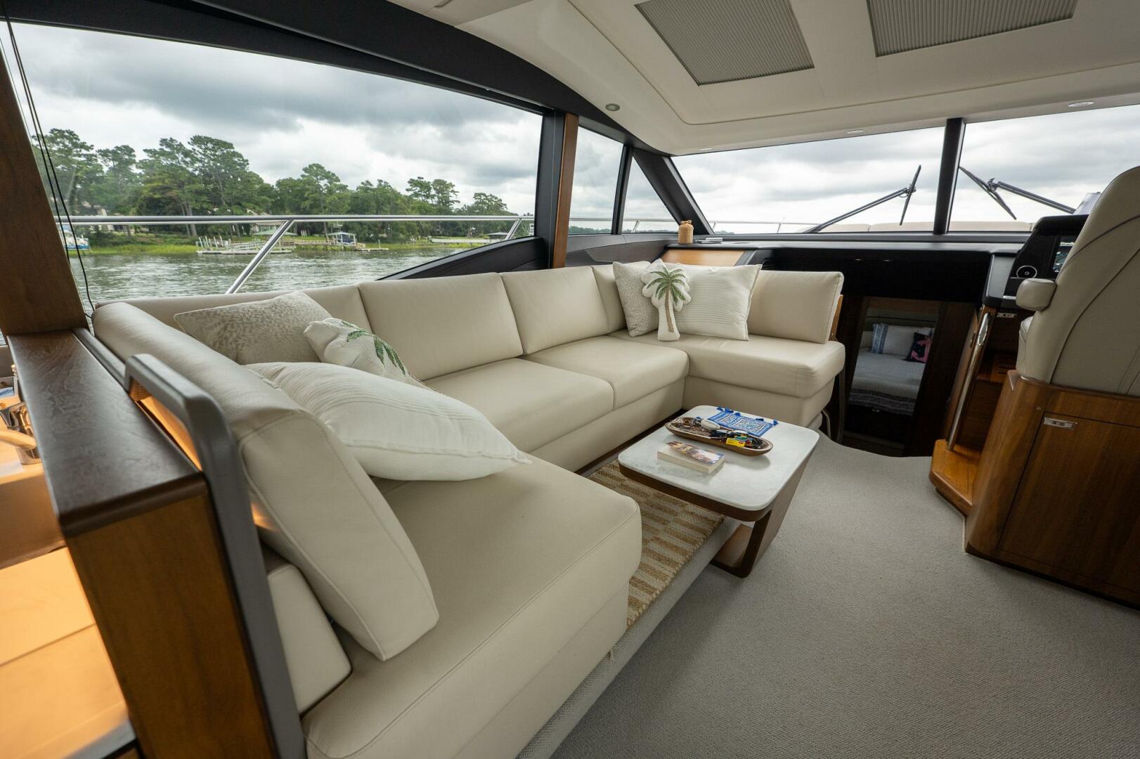 2021 Princess S62 - Image 41