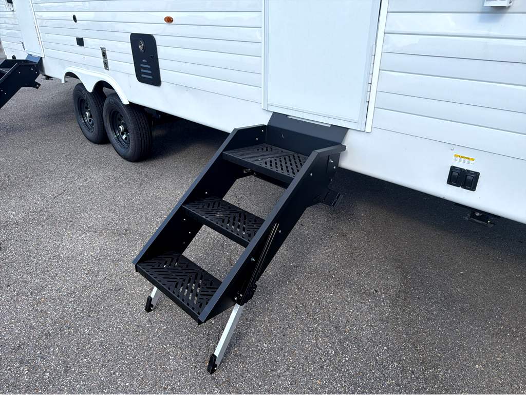 2027 VENTURE RV SIENNA 241VRD - Image 12