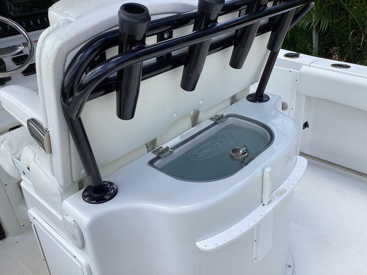 2018 Sea Hunt GAMEFISH 27FS Base - Image 37