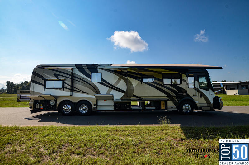 2007 Country Coach Magna  - exterior 8